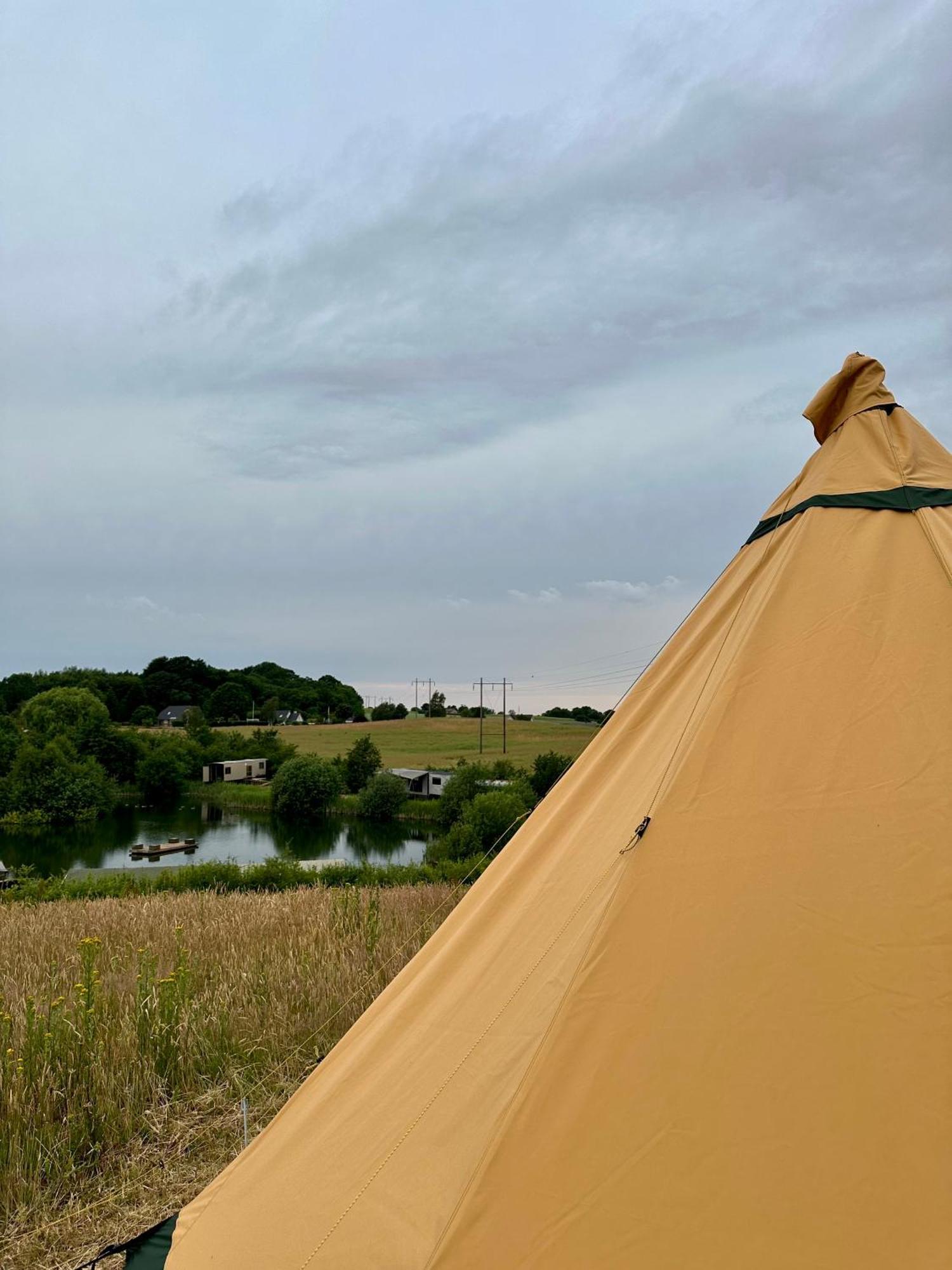 Отель Krusmolle Glamping Обенро Экстерьер фото