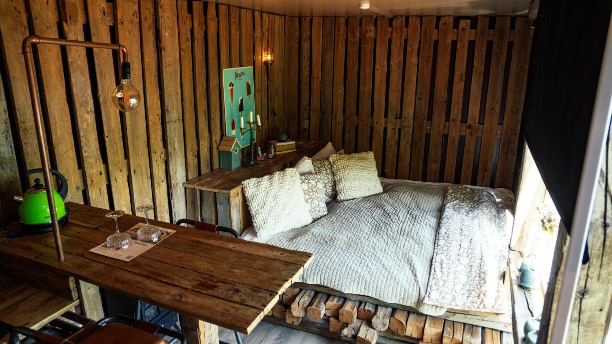 Отель Krusmolle Glamping Обенро Экстерьер фото